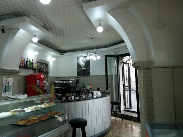 Locale Commerciale in vendita a Paternò, Sicilia