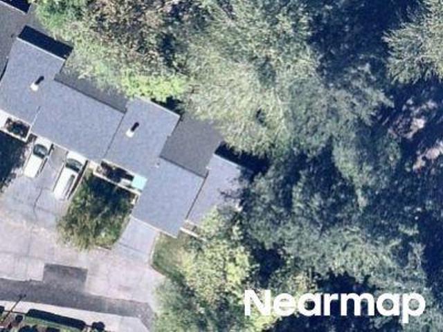 Condo for sale in Lake Oswego