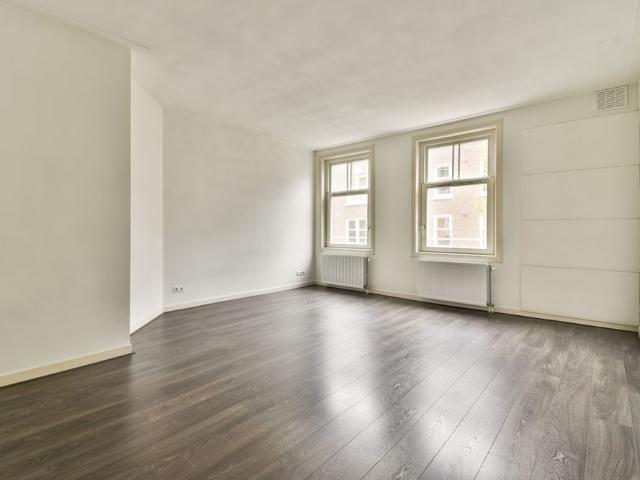 Appartement te huur in Zuid, Amsterdam