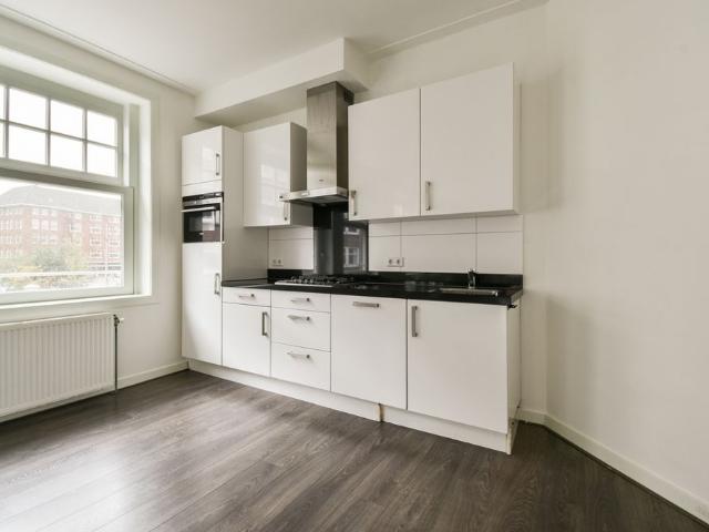 Appartement te huur in Zuid, Amsterdam