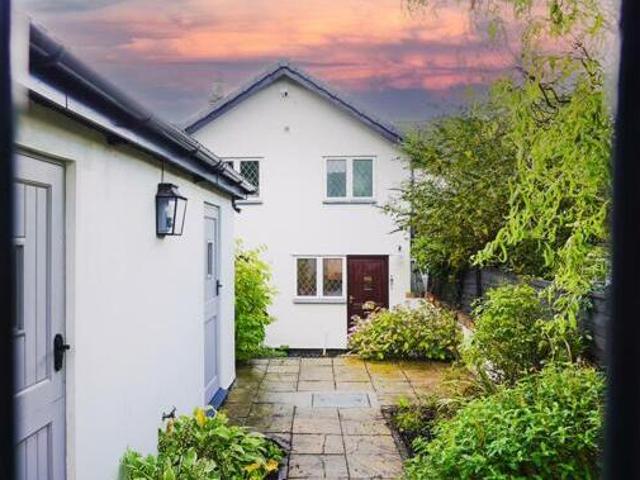 House for sale in Lyons, Greater London