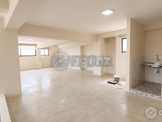 Local commercial vente à Bouskoura, Gharb-Chrarda-Beni Hssen