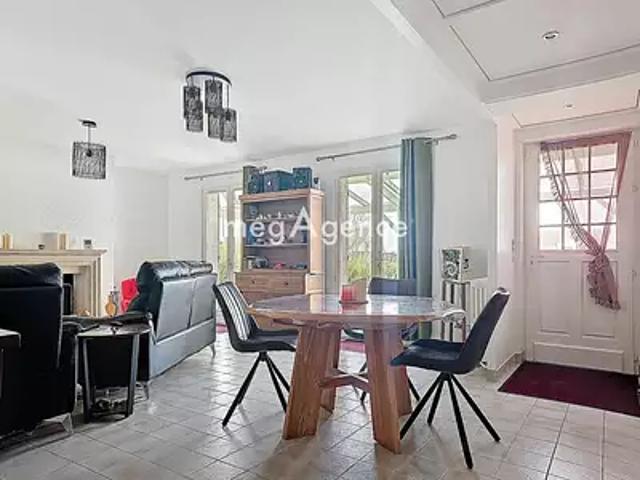 Maison vente à Mantes-la-Jolie, Bouafle