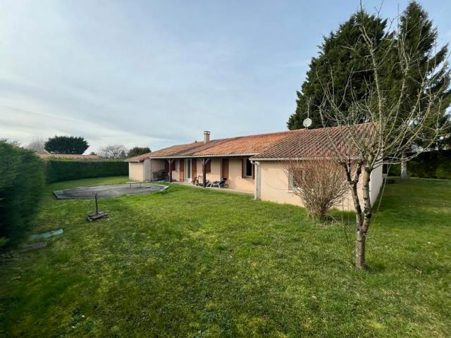 Maison vente à Bouëx, Charente