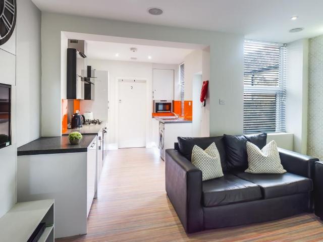 House for rent in Stoke, Stoke-on-Trent