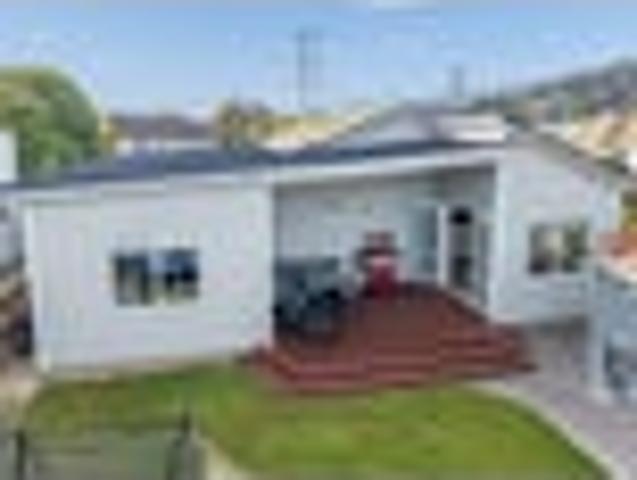 House for sale in Pauatahanui, Wellington