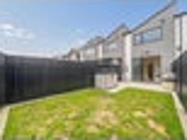 Townhouse for sale in Pauatahanui, Wellington