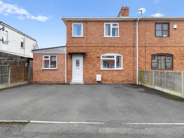 House for rent in Dines Green, Worcester