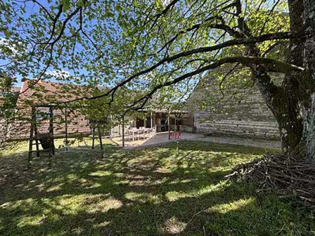 Maison vente à Montbard, Bouix