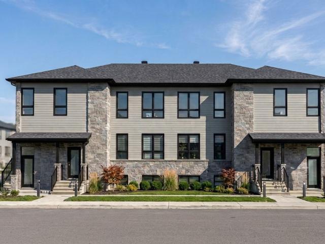 Apartment for rent in Sainte-Julienne, Lanaudière