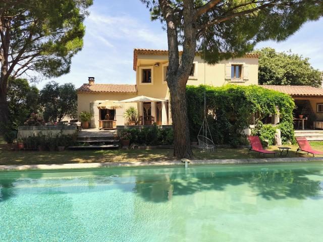 Château vente à France métropolitaine, Boulbon