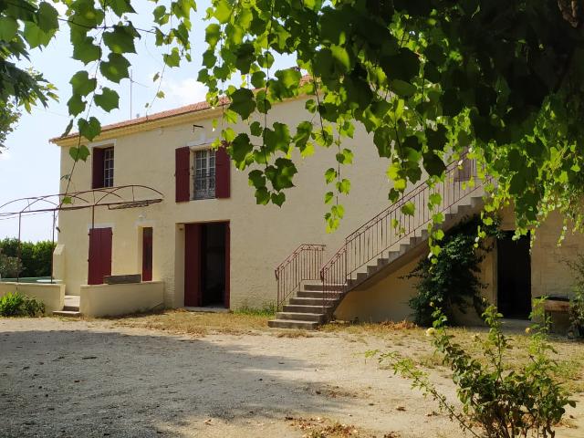 Château vente à Arles, Boulbon