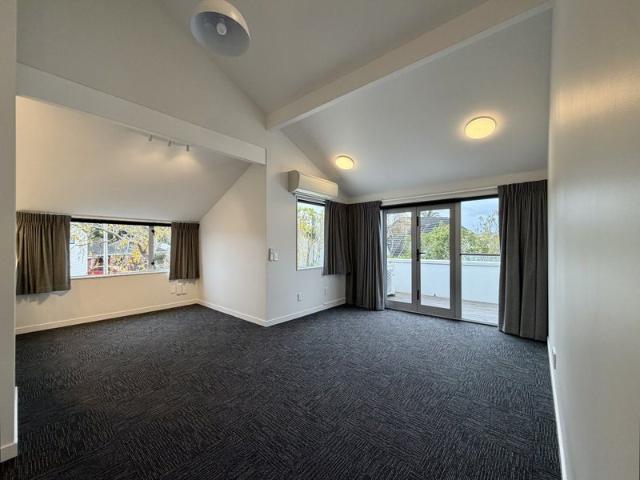 Apartment for rent in Days Bay, Wellington