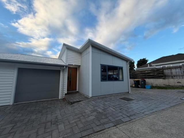House for rent in Days Bay, Wellington