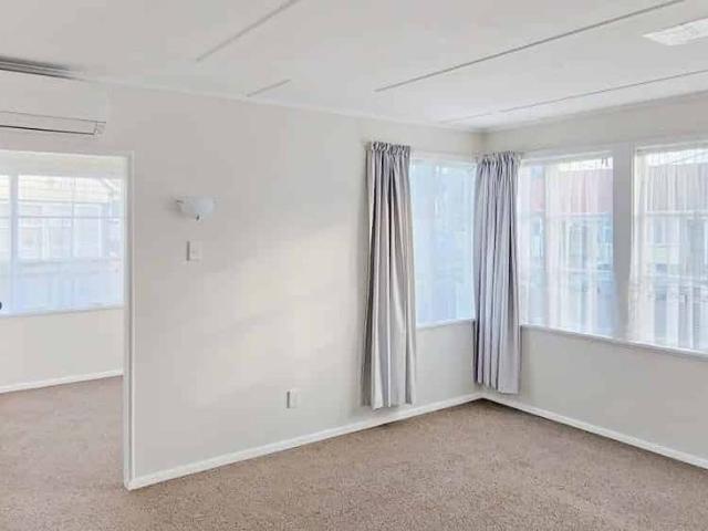House for rent in Days Bay, Wellington