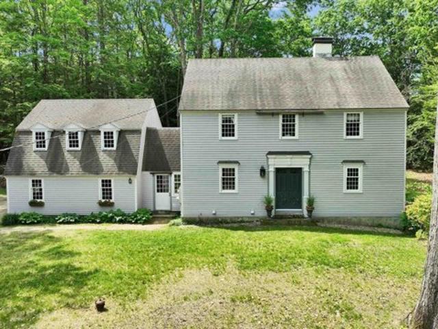 House for sale in New Hampshire