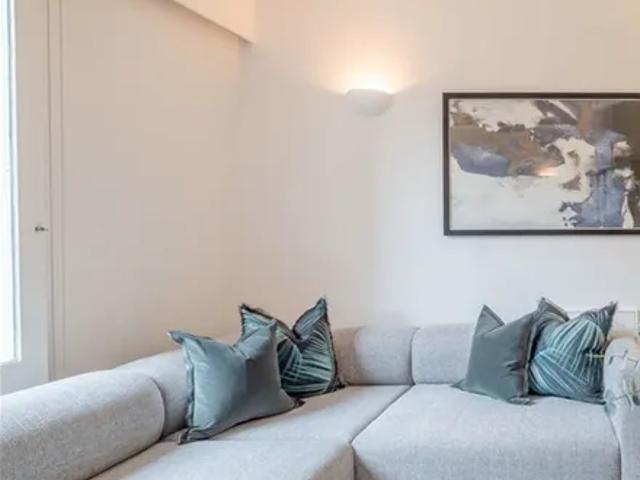 Apartment for rent in St. John's Wood, Greater London