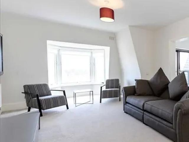 Apartment for rent in St. John's Wood, Greater London