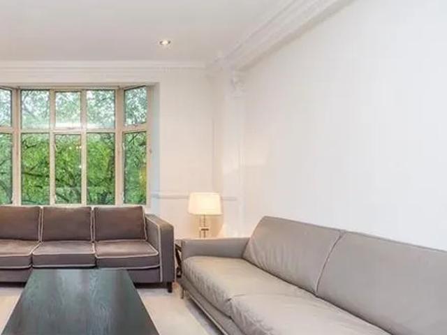 Apartment for rent in St. John's Wood, Greater London