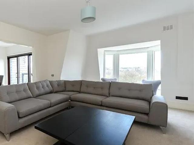Apartment for rent in St. John's Wood, Greater London