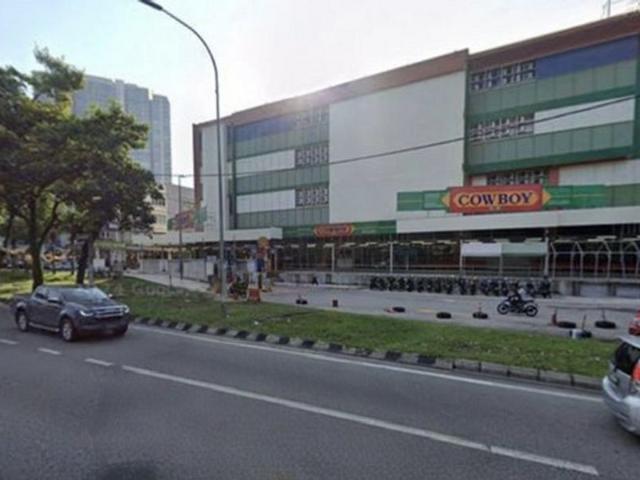 Shop for rent in Country Heights Damansara, Kuala Lumpur
