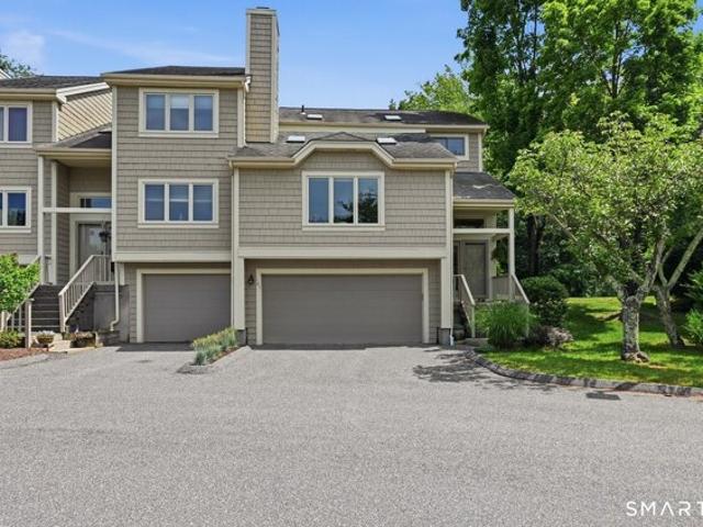 House for sale in Danbury, Connecticut