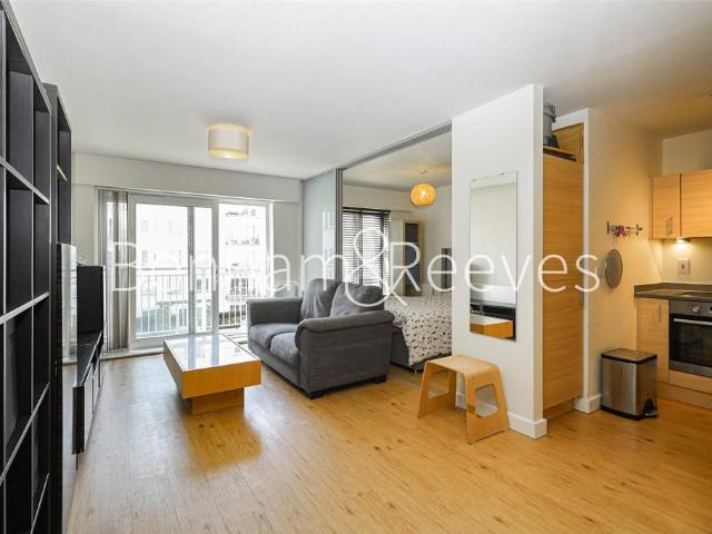 Apartment for rent in Colindale, Greater London
