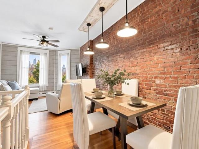 Condo for sale in Weehawken, Hudson County