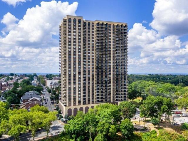 Condo for sale in Hudson, New Jersey