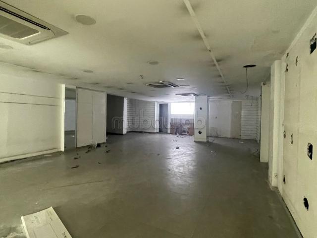 Local commercial location à Anfa, Gharb-Chrarda-Beni Hssen