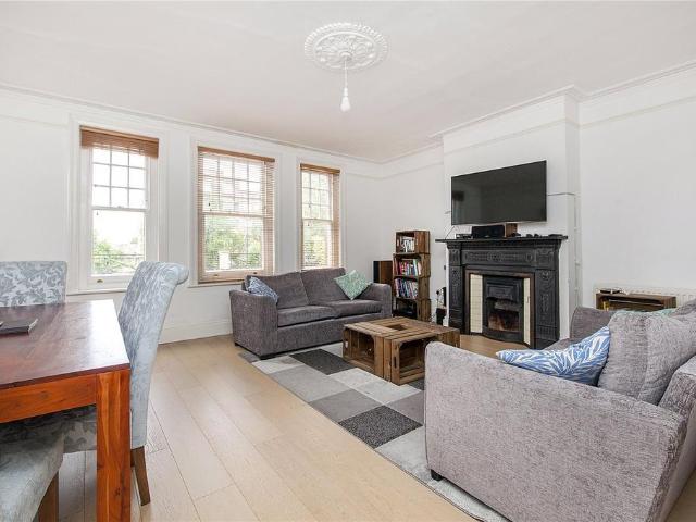 Apartment for rent in Balham, Greater London