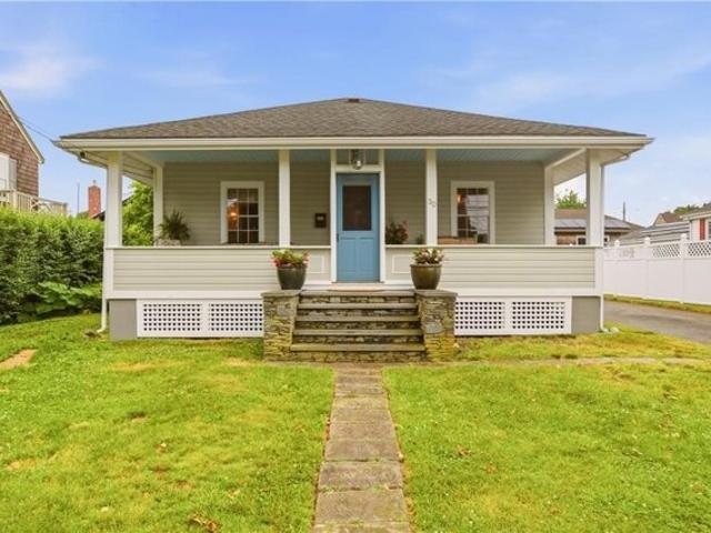 House for sale in Middletown, Rhode Island