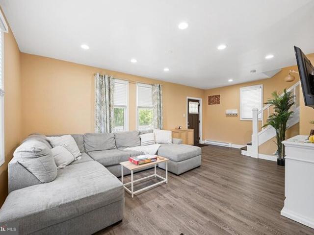 House for sale in Dorothy, New Jersey