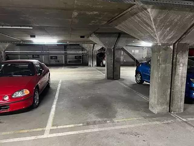 Garage vente à Boulogne-Billancourt, Boulogne-billancourt