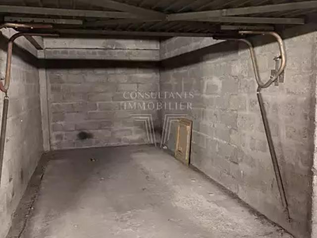 Garage vente à Boulogne-Billancourt, Boulogne-billancourt