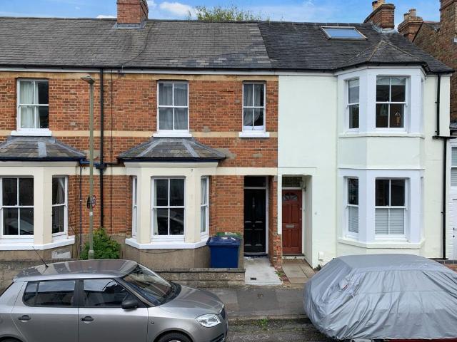 House for rent in St Clement's, The Slade