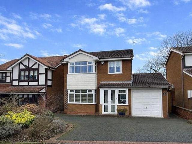 House for sale in Chase Terrace, Lichfield