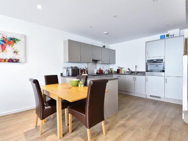 Apartment for rent in London Borough of Wandsworth, Greater London
