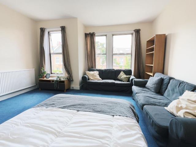 House for rent in London Borough of Wandsworth, Greater London