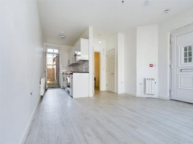 Studio for rent in Brighton & Hove