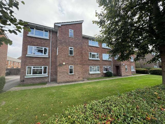 Apartment for rent in Enborne, West Berkshire