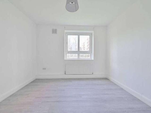 Apartment for rent in St. John's Wood, Isle Of Man