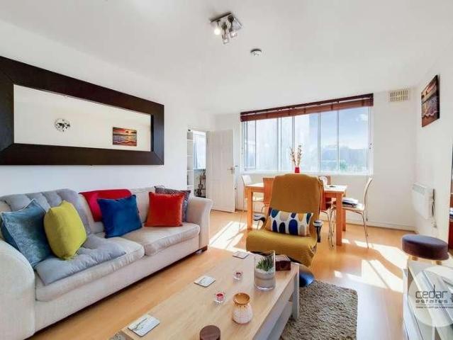 Apartment for rent in St. John's Wood, Isle Of Man