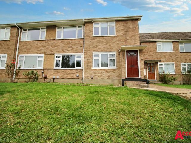 House for rent in Upminster Bridge, Greater London