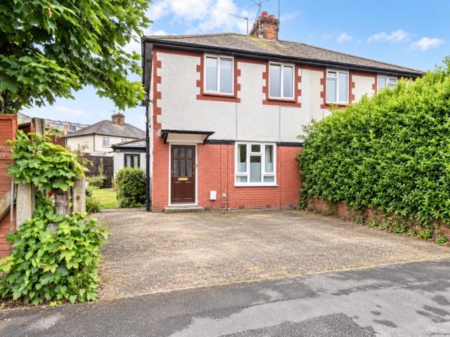 House for rent in Horsell, Woking