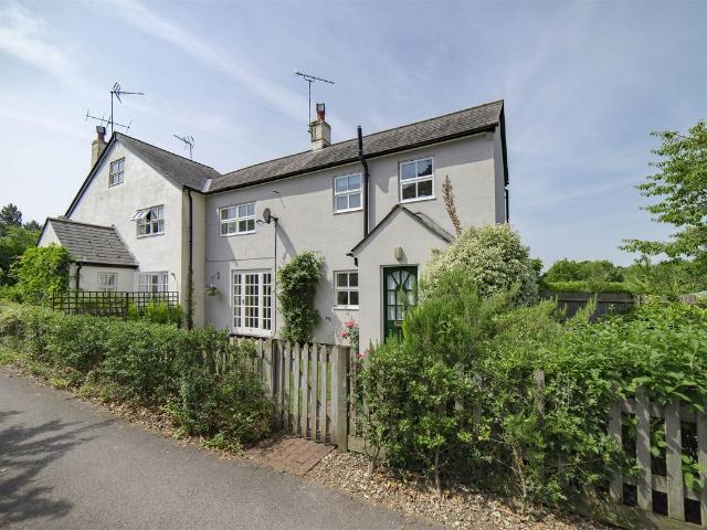 House for rent in Boundstone, Waverley