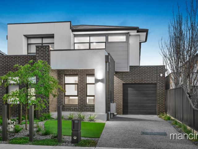 House for sale in Altona
