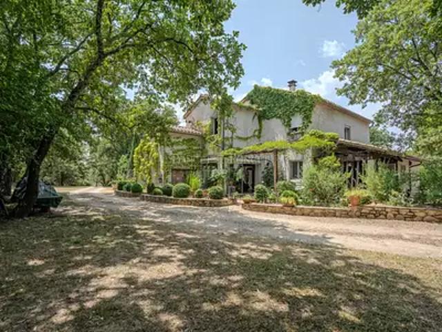 Maison vente à Les Fabrègues, Bouquet