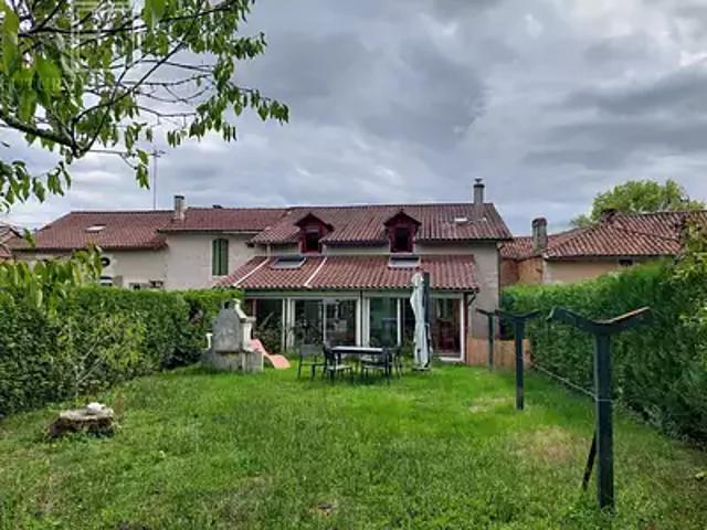 Maison vente à Nontron, Bourdeilles