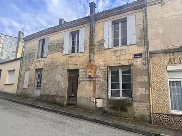 Maison vente à Blaye, Bourg